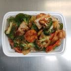 Best S8a. Shrimp & Scallop with Black Pepper Sauce in St James, NY